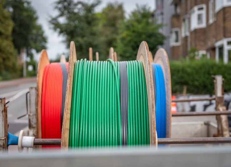 Afspraken gemeente Amsterdam en glasvezelaanbieders over gecoördineerde aanleg